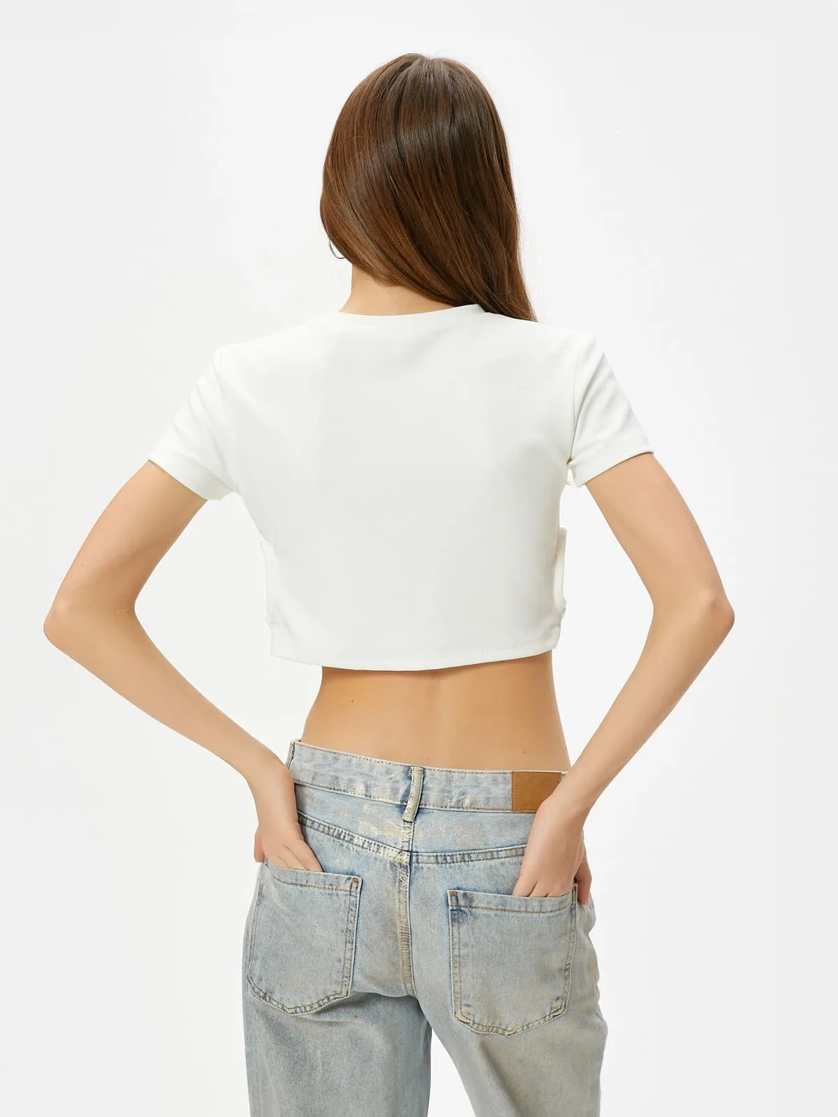 Slim Fit Basic Solid Color T-Shirt - Image 3