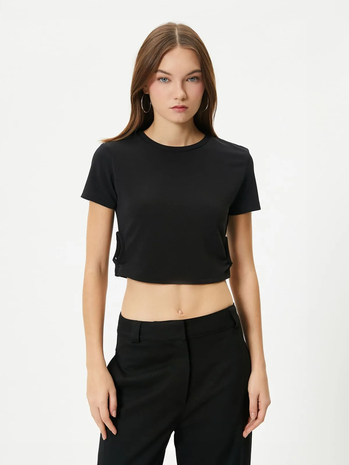 Slim Fit Basic Solid Color T-Shirt - Image 4