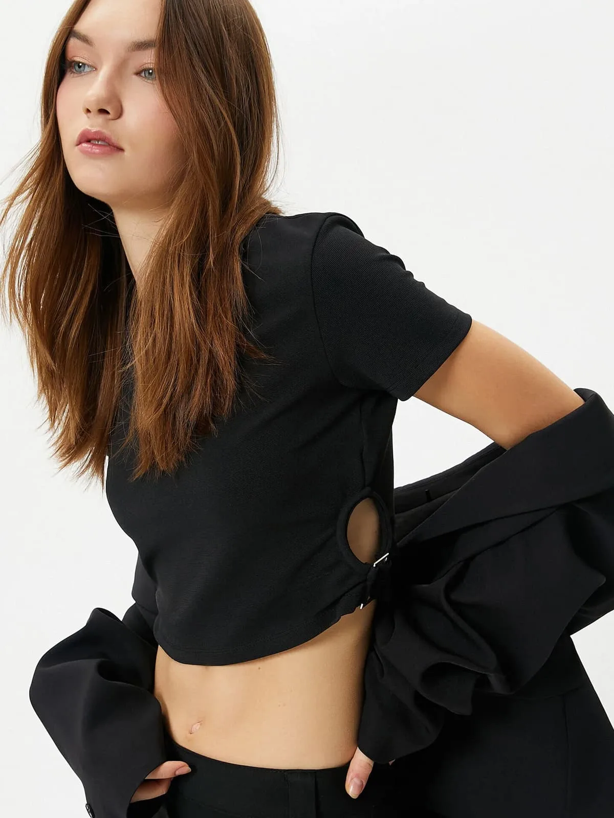 Slim Fit Basic Solid Color T-Shirt - Image 5