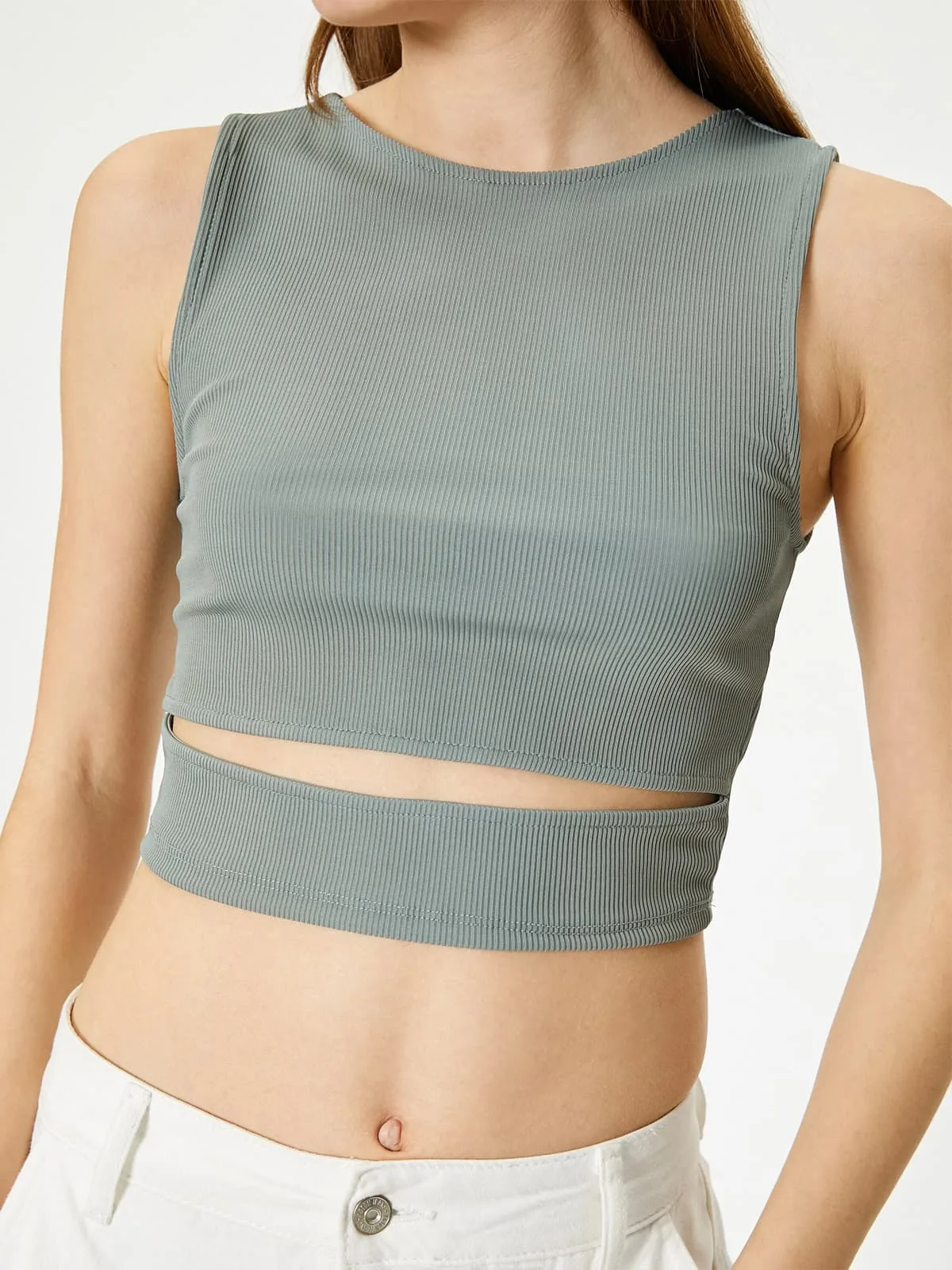 Short-Fit Sporty Round Neck T-shirt - Green - Image 2